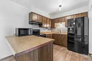 1201 Marcia Ave, West Bend, WI 53090 - Photo 15