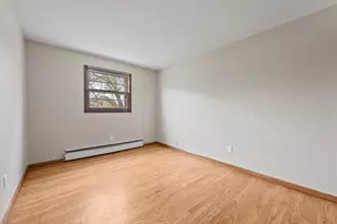 W56N710 Hawthorne Ave, Cedarburg, WI 53012 - Photo 11