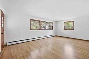 W56N710 Hawthorne Ave, Cedarburg, WI 53012 - Photo 21