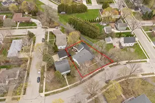 W56N710 Hawthorne Ave, Cedarburg, WI 53012 - Photo 35