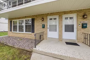 W56N710 Hawthorne Ave, Cedarburg, WI 53012 - Photo 27