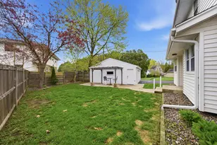 W56N710 Hawthorne Ave, Cedarburg, WI 53012 - Photo 45