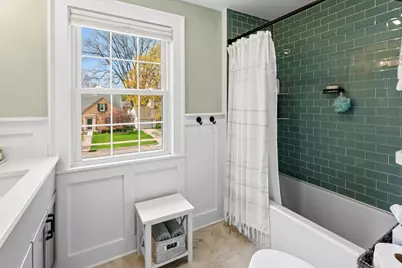 2434 N 93rd St, Wauwatosa, WI 53226 - Photo 21