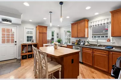 2434 N 93rd St, Wauwatosa, WI 53226 - Photo 3