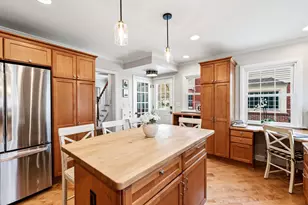 2434 N 93rd St, Wauwatosa, WI 53226 - Photo 5
