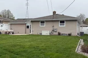 4451 Harrison Rd, Kenosha, WI 53142 - Photo 5