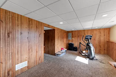 852  Ashley Ave, Port Washington, WI 53074 - Photo 23