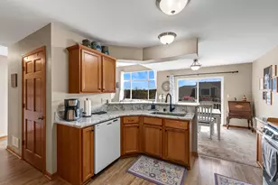 852 Ashley Ave, Port Washington, WI 53074 - Photo 7