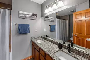 852 Ashley Ave, Port Washington, WI 53074 - Photo 17