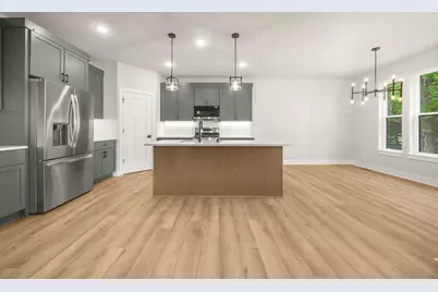 1733  Palmer Ct, Hartford, WI 53027 - Photo 5
