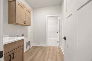 1733 Palmer Ct, Hartford, WI 53027 - Photo 31