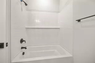 1733 Palmer Ct, Hartford, WI 53027 - Photo 33