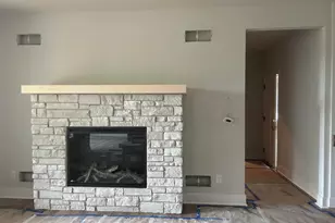 1733 Palmer Ct, Hartford, WI 53027 - Photo 11