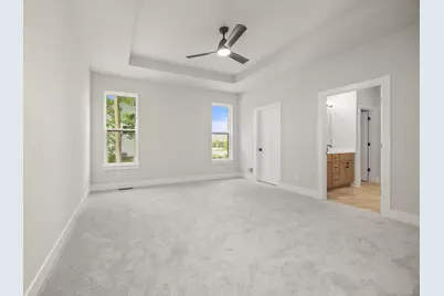 1733  Palmer Ct, Hartford, WI 53027 - Photo 11