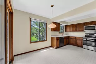 709 S Lake Shore Dr, Lake Geneva, WI 53147 - Photo 25