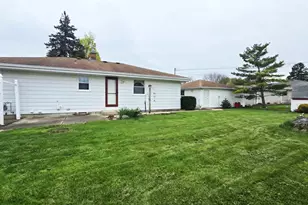2834 E Eaton Ln, Cudahy, WI 53110 - Photo 15
