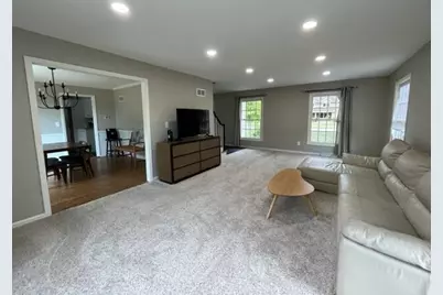 15200  Briaridge Ct, Elm Grove, WI 53122 - Photo 5
