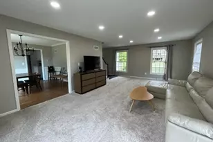 15200 Briaridge Ct, Elm Grove, WI 53122 - Photo 5