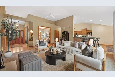 6065 S Preston Ln, New Berlin, WI 53151 - Photo 11