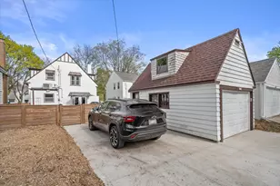 4477 N Murray Ave, Shorewood, WI 53211 - Photo 41
