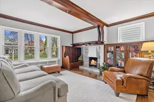 4477 N Murray Ave, Shorewood, WI 53211 - Photo 9