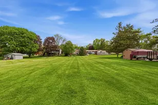 2321 Mac Arthur Rd, Waukesha, WI 53188 - Photo 39