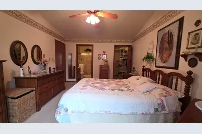 1425  Sun Valley Dr #202, Racine, WI 53406 - Photo 15