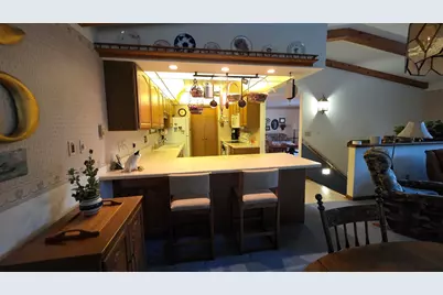 1425  Sun Valley Dr #202, Racine, WI 53406 - Photo 11