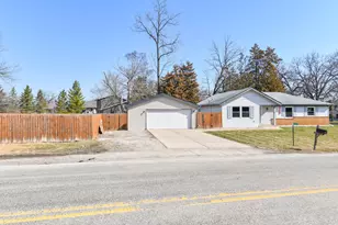 26314 Fries Ln, Racine, WI 53185 - Photo 23