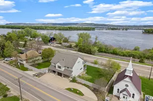 36074 Old Homer Rd, Homer, MN 55987 - Photo 5