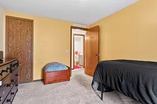 1525 Holley St, Holmen, WI 54636 - Photo 15