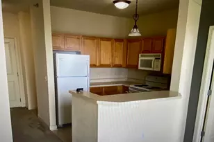 4110 S Lake Dr, Saint Francis, WI 53235 - Photo 5