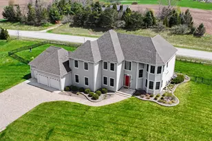 3268 Bay Hill Rd, Port Washington, WI 53074 - Photo 5
