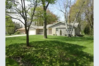 7419 N Boyd Way, Fox Point, WI 53217 - Photo 1