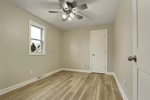 1523 22nd Ave, Kenosha, WI 53140 - Photo 5
