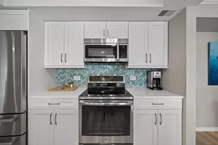 9 S Walworth Ave, Williams Bay, WI 53191 - Photo 11