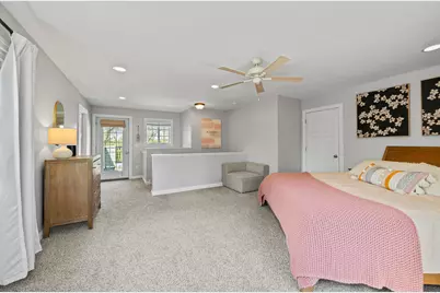 1069  Sauganash Dr, Fontana, WI 53125 - Photo 25