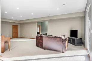 W6166 Valley Pl, Onalaska, WI 54636 - Photo 23