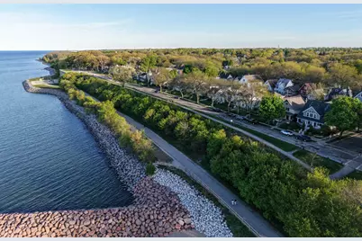2961 S Shore Dr, Milwaukee, WI 53207 - Photo 3