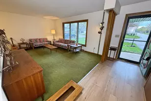 351 Hialeah Dr, Racine, WI 53402 - Photo 7