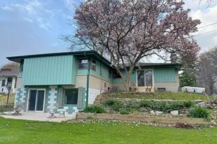 351 Hialeah Dr, Racine, WI 53402 - Photo 3