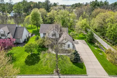 207  Woodlands Ct, Hartland, WI 53029 - Photo 43