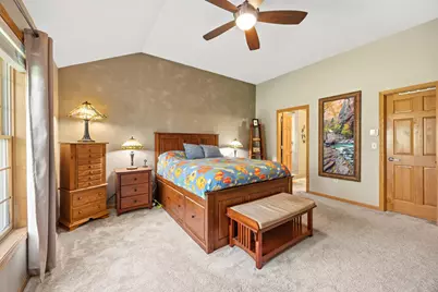 207  Woodlands Ct, Hartland, WI 53029 - Photo 19