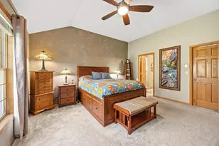 207 Woodlands Ct, Hartland, WI 53029 - Photo 19