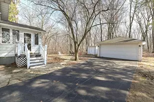 2350 S Shore Dr, Delavan, WI 53115 - Photo 7