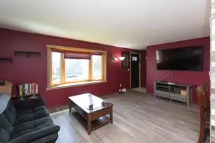 534 Spring St, Campbellsport, WI 53010 - Photo 7