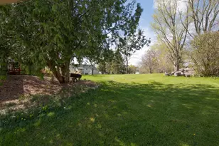 534 Spring St, Campbellsport, WI 53010 - Photo 33