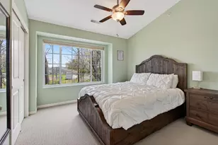 W197N16960 Stonewall Dr, Jackson, WI 53037 - Photo 13