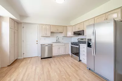 2708  Pershing Ave, Sheboygan, WI 53083 - Photo 7