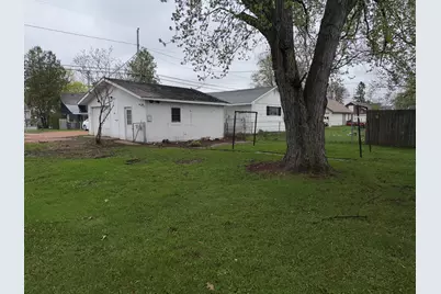 605 S 3rd Ave, Wausau, WI 54401 - Photo 3
